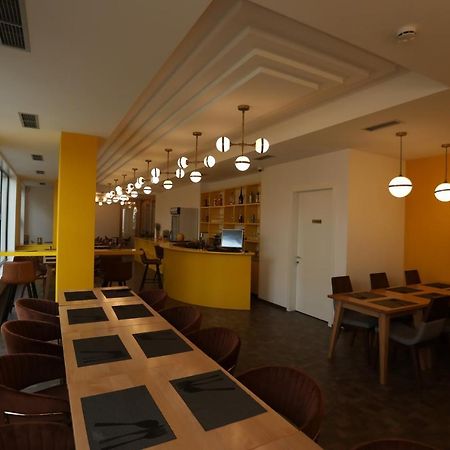 Hotel Elite Pogradec Exterior foto