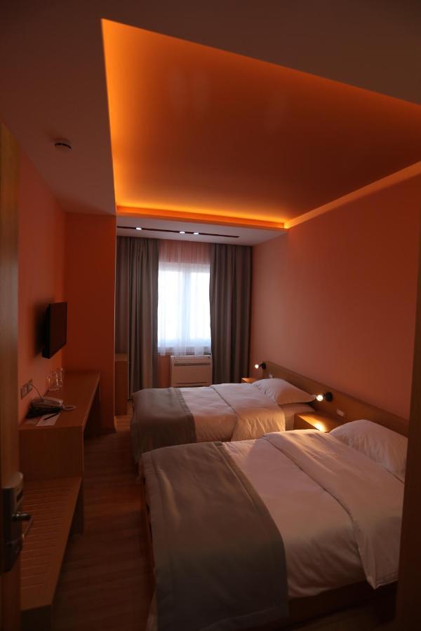 Hotel Elite Pogradec Exterior foto
