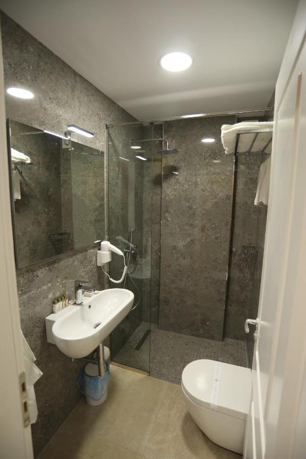 Hotel Elite Pogradec Exterior foto